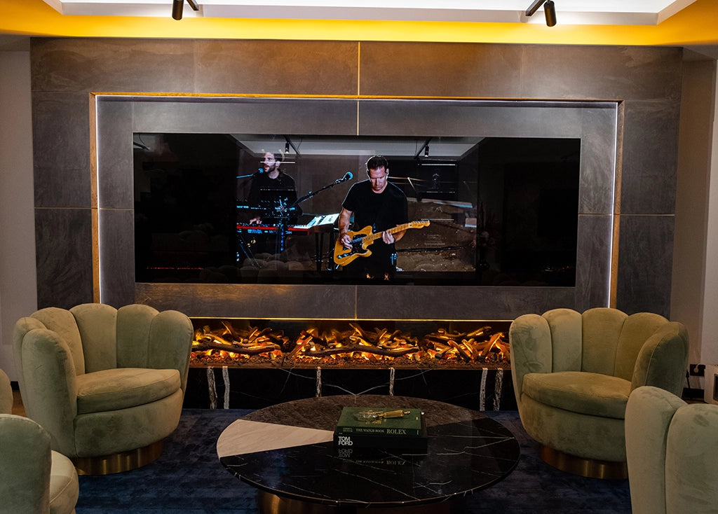 f_Cinewall_Dubai_Wall